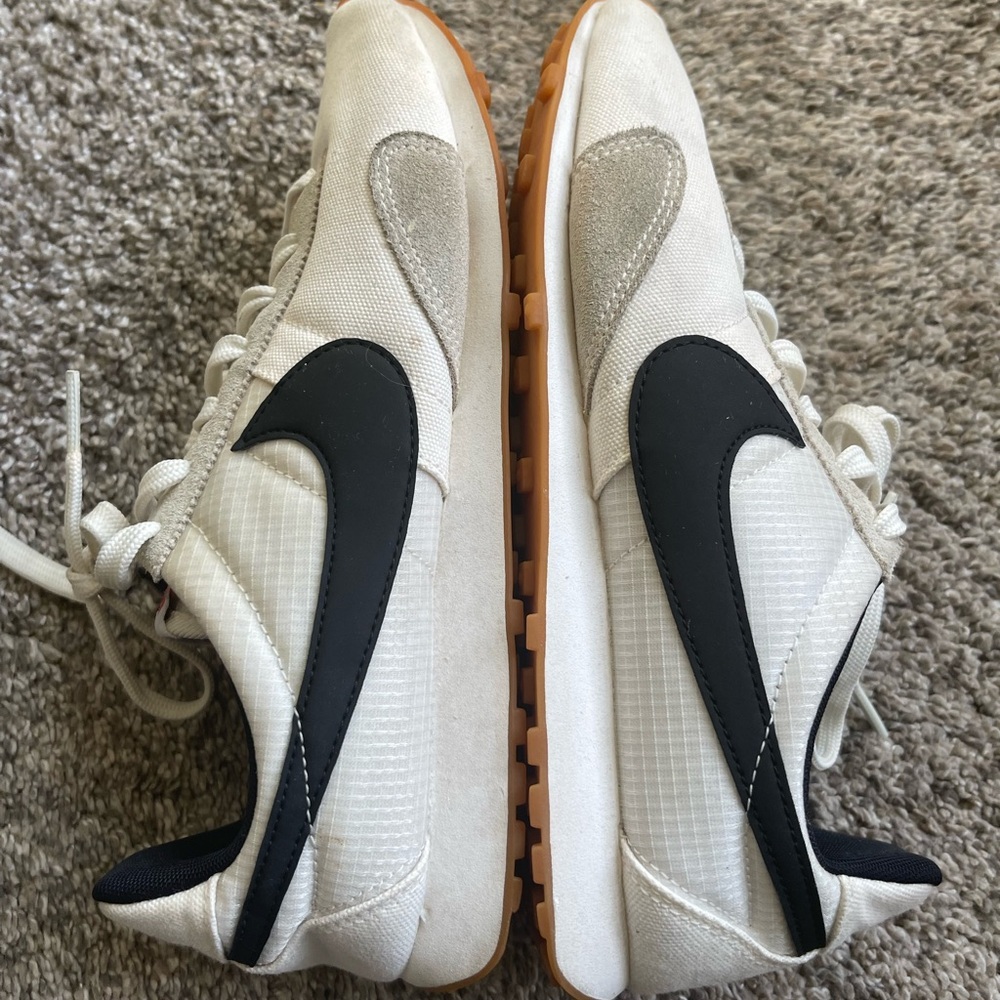 Nike Cortez white with black swoosh size 7.5 - Picture 9 of 11